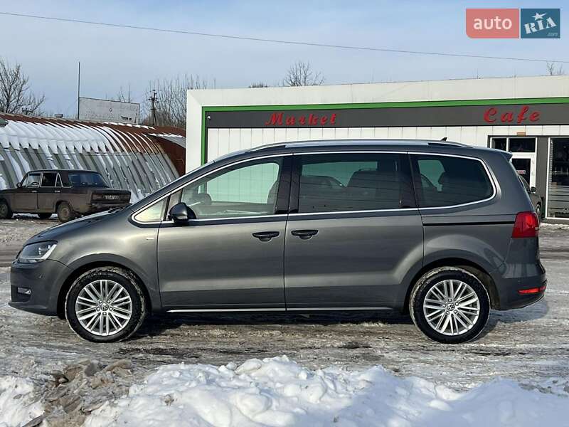 Мінівен Volkswagen Sharan 2016 в Житомирі