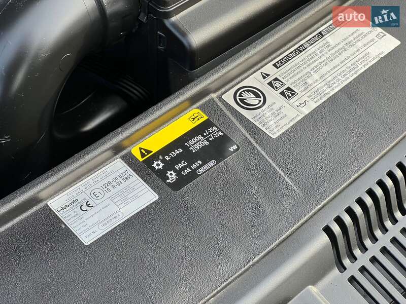 Мінівен Volkswagen Sharan 2016 в Житомирі