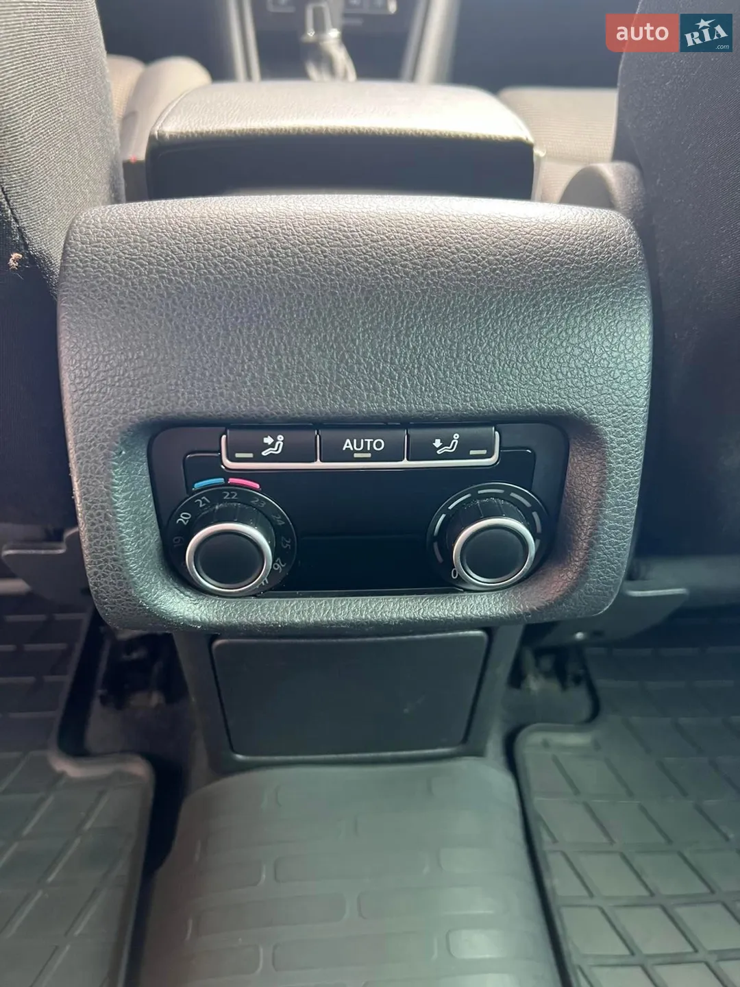 2013 Volkswagen Sharan - мініатюра 28