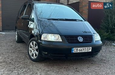 Минивэн Volkswagen Sharan 2003 в Чернигове