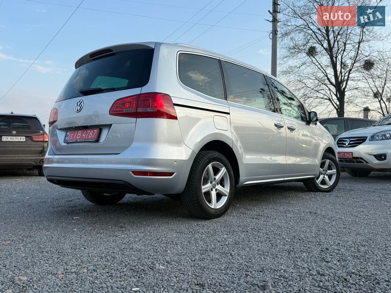 Минивэн Volkswagen Sharan 2014 в Ровно