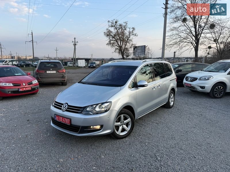 Минивэн Volkswagen Sharan 2014 в Ровно