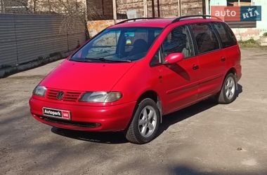 Минивэн Volkswagen Sharan 1997 в Харькове