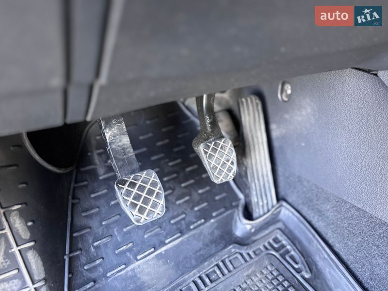 Минивэн Volkswagen Sharan 2013 в Ковеле