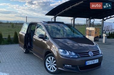 Минивэн Volkswagen Sharan 2012 в Хусте