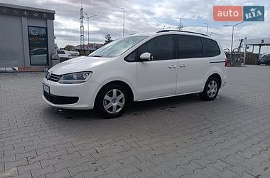 Минивэн Volkswagen Sharan 2011 в Нижних Воротах