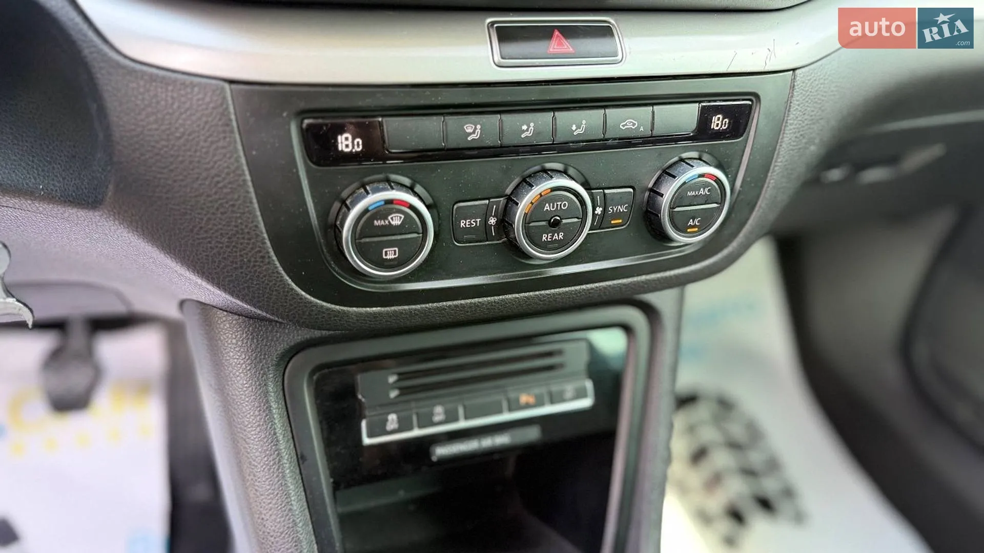 2012 Volkswagen Sharan - мініатюра 14