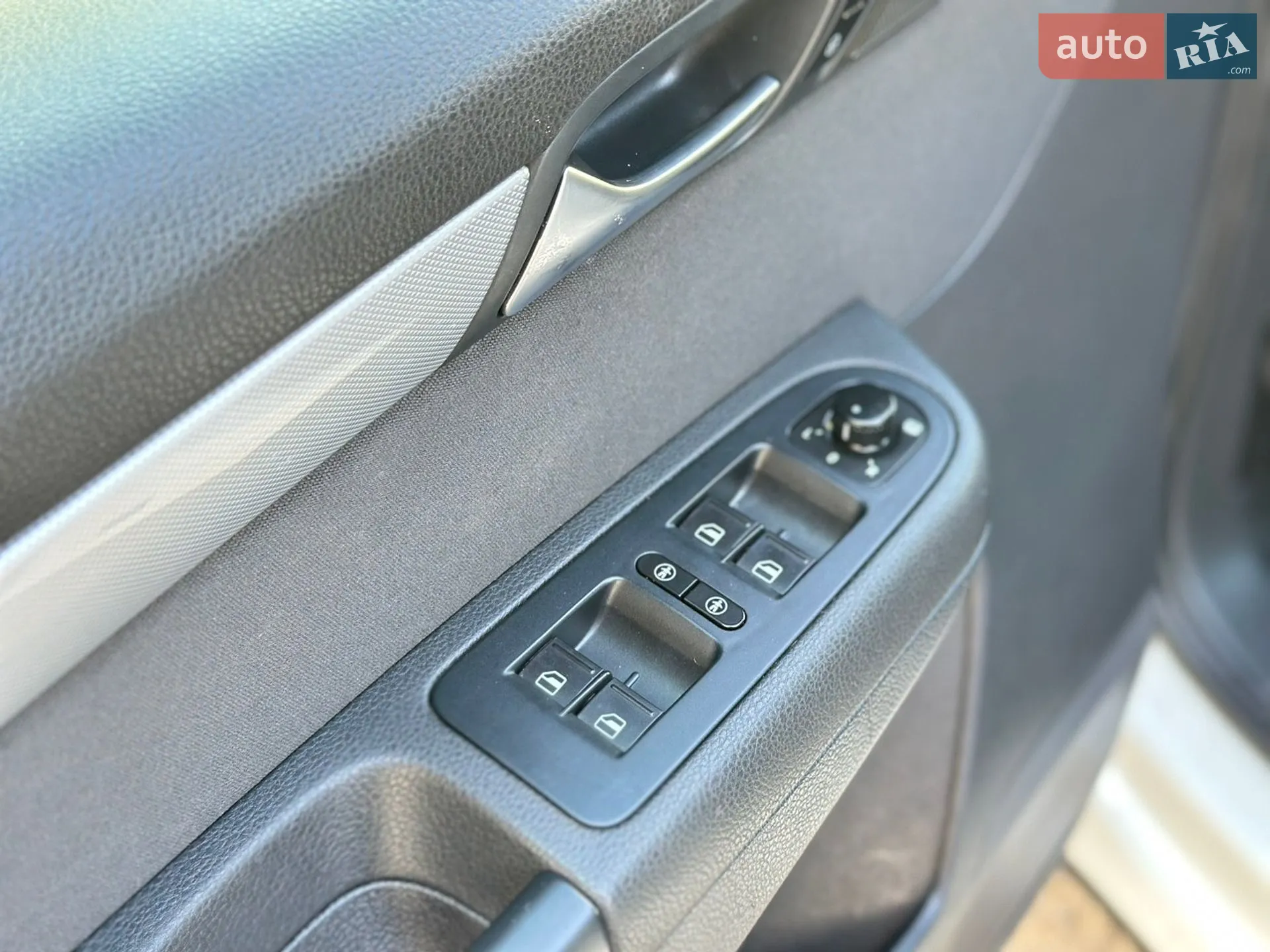 2011 Volkswagen Sharan - мініатюра 29