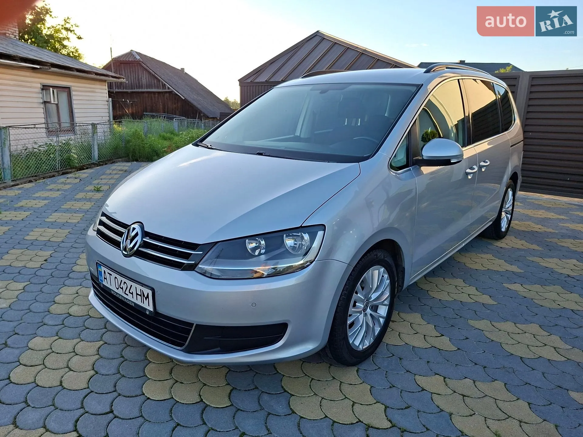 Volkswagen Sharan 2016 VIN WVWZZZ7NZGV217804 фото оголошення 9 з 33