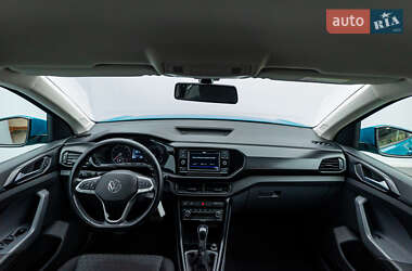 Позашляховик / Кросовер Volkswagen T-Cross 2020 в 