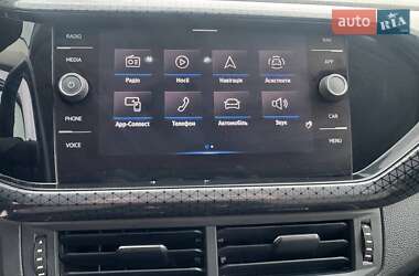 Внедорожник / Кроссовер Volkswagen T-Cross 2021 в 