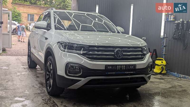 Внедорожник / Кроссовер Volkswagen T-Cross 2024 в Киеве