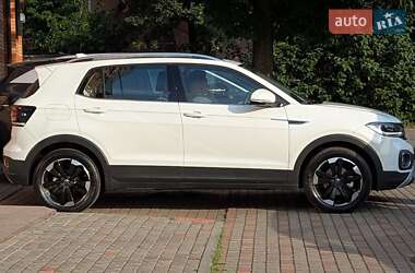 Внедорожник / Кроссовер Volkswagen T-Cross 2024 в 