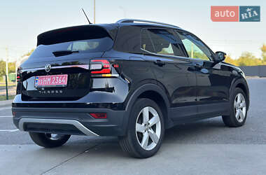 Внедорожник / Кроссовер Volkswagen T-Cross 2020 в 