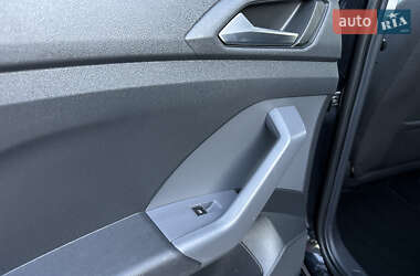 Внедорожник / Кроссовер Volkswagen T-Cross 2020 в 