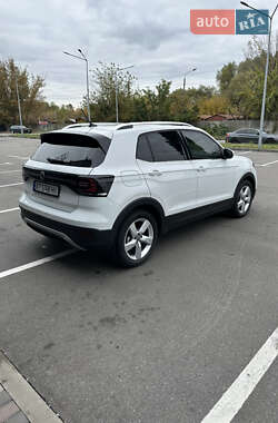 Внедорожник / Кроссовер Volkswagen T-Cross 2021 в 