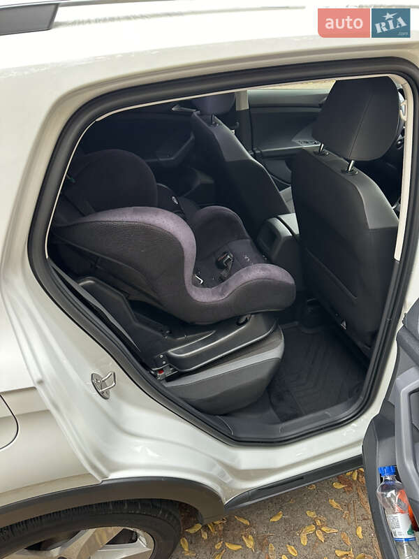 Позашляховик / Кросовер Volkswagen T-Cross 2021 в Києві