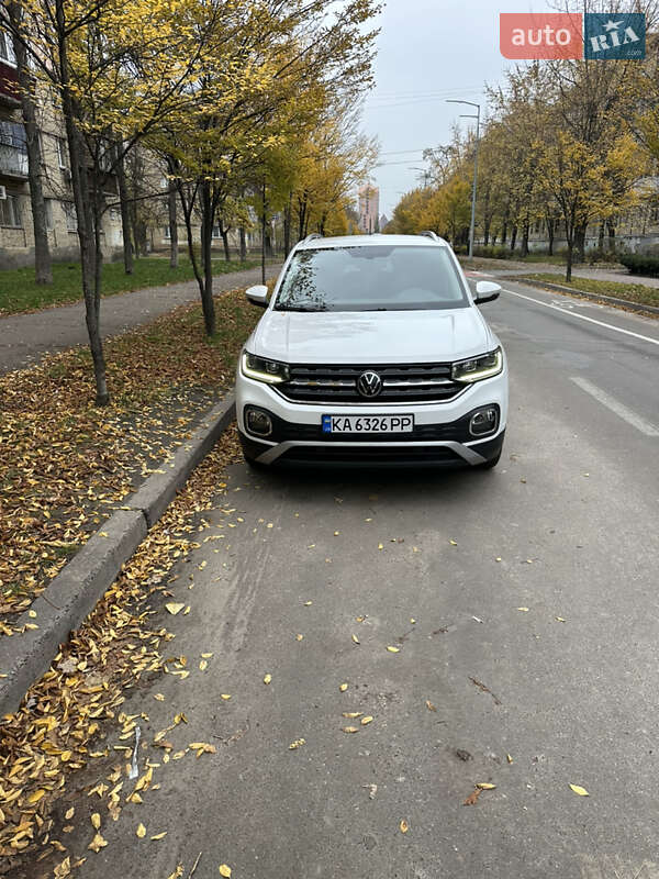 Позашляховик / Кросовер Volkswagen T-Cross 2021 в Києві