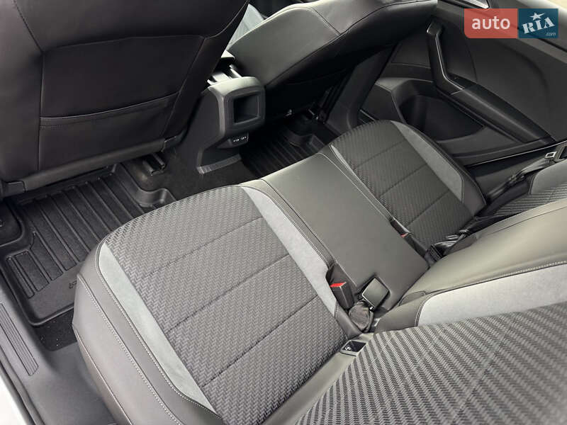 Внедорожник / Кроссовер Volkswagen T-Cross 2022 в Киеве фото 21 Внедорожник / Кроссовер Volkswagen T-Cross 2022 в Киеве