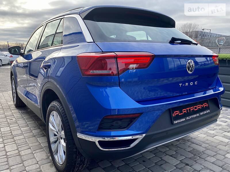 Внедорожник / Кроссовер Volkswagen T-Roc 2019 в Киеве