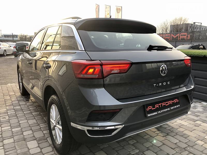 Позашляховик / Кросовер Volkswagen T-Roc 2019 в Києві