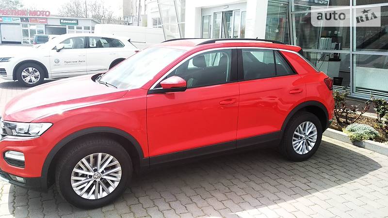 Позашляховик / Кросовер Volkswagen T-Roc 2019 в Хмельницькому