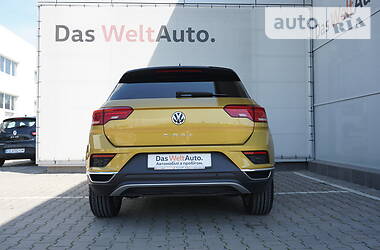 Внедорожник / Кроссовер Volkswagen T-Roc 2019 в Черновцах