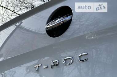 Внедорожник / Кроссовер Volkswagen T-Roc 2021 в Одессе