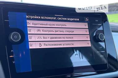 Позашляховик / Кросовер Volkswagen T-Roc 2023 в Одесі