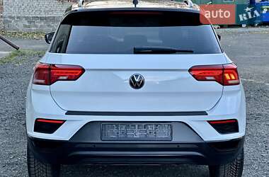 Позашляховик / Кросовер Volkswagen T-Roc 2020 в Києві