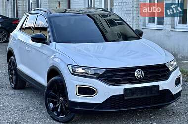 Позашляховик / Кросовер Volkswagen T-Roc 2020 в Києві