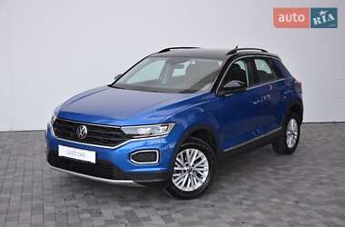 Позашляховик / Кросовер Volkswagen T-Roc 2021 в Києві