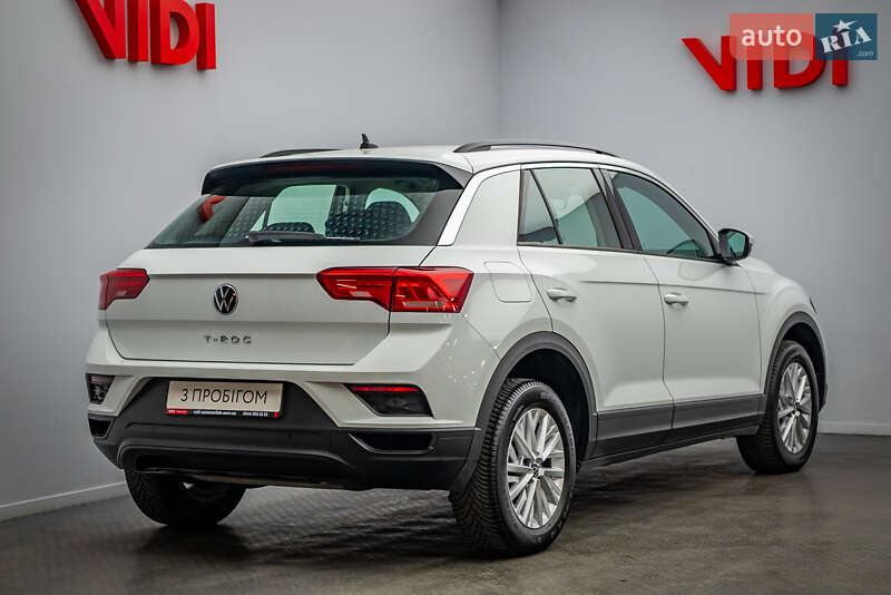 Позашляховик / Кросовер Volkswagen T-Roc 2021 в Києві