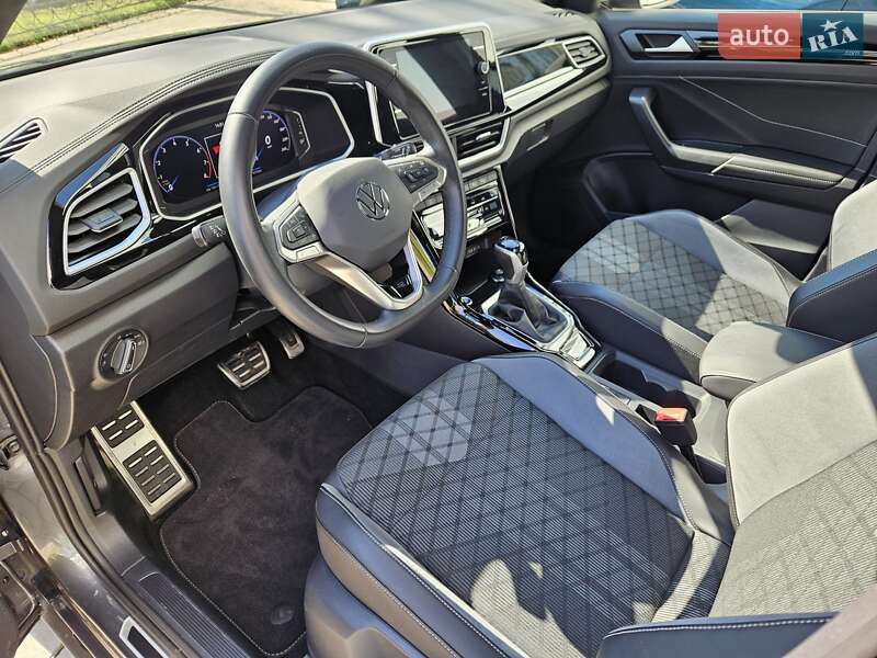 Позашляховик / Кросовер Volkswagen T-Roc 2023 в Києві