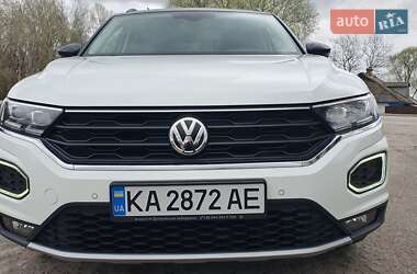 Внедорожник / Кроссовер Volkswagen T-Roc 2019 в Киеве