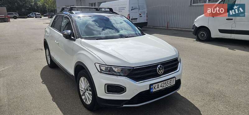 Volkswagen T-Roc 2021