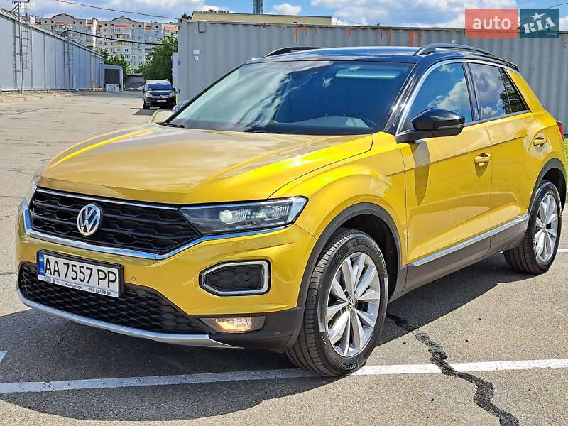 Позашляховик / Кросовер Volkswagen T-Roc 2019 в Києві