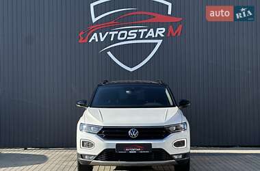 Внедорожник / Кроссовер Volkswagen T-Roc 2021 в 