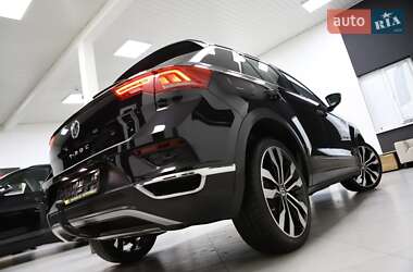 Внедорожник / Кроссовер Volkswagen T-Roc 2019 в 