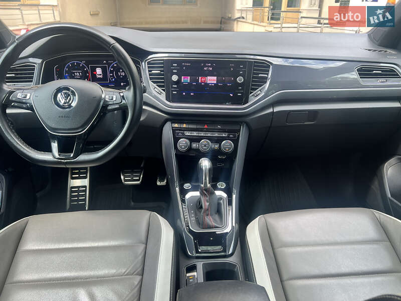 Позашляховик / Кросовер Volkswagen T-Roc 2018 в Києві