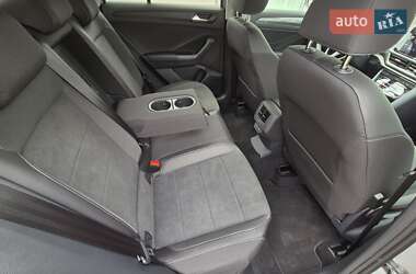Внедорожник / Кроссовер Volkswagen T-Roc 2025 в 