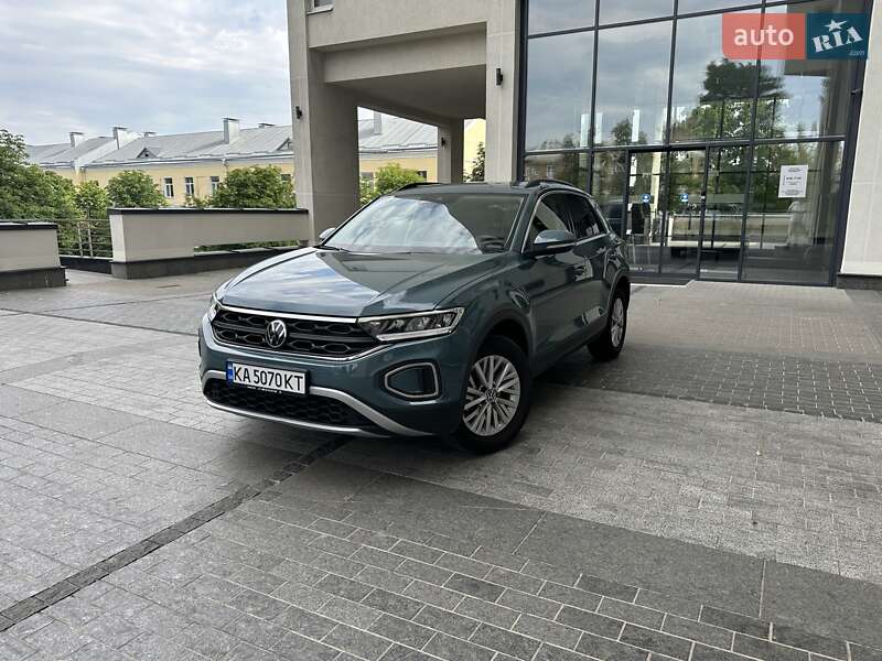 Volkswagen T-Roc 2023
