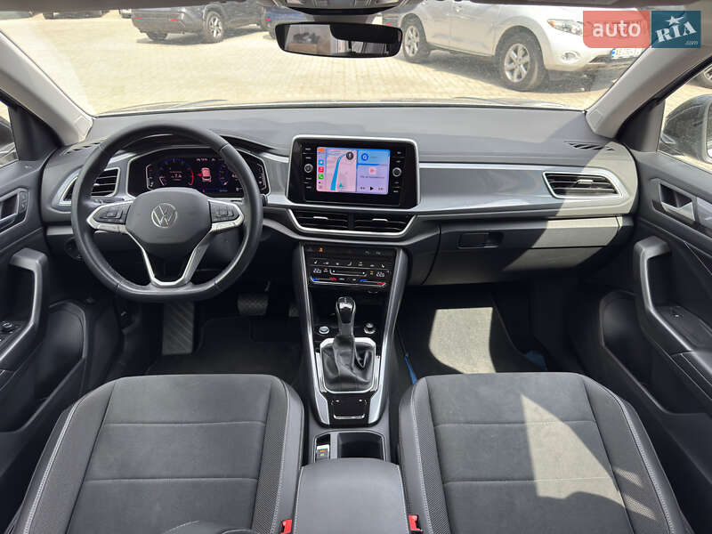 Внедорожник / Кроссовер Volkswagen T-Roc 2022 в Днепре