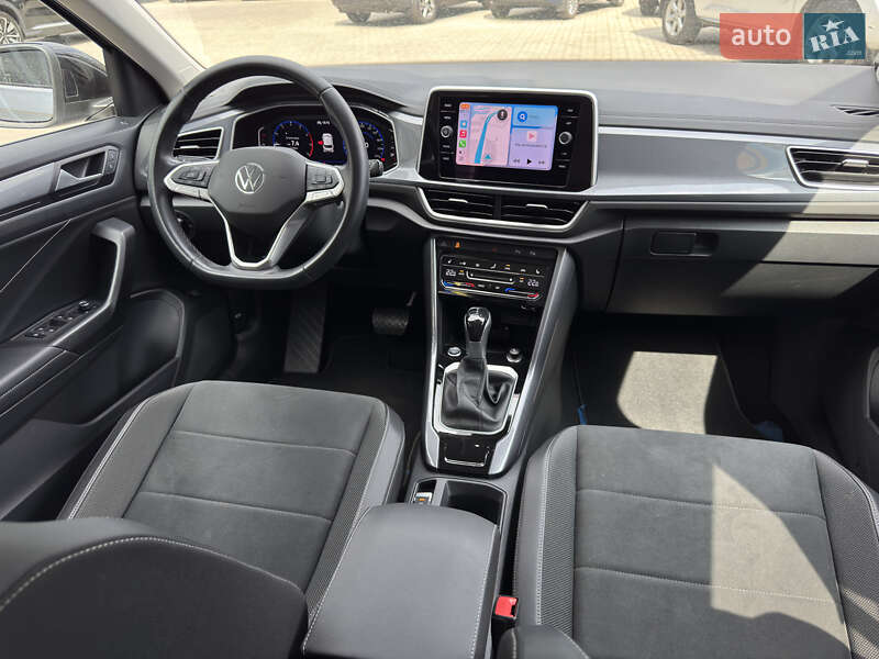Внедорожник / Кроссовер Volkswagen T-Roc 2022 в Днепре