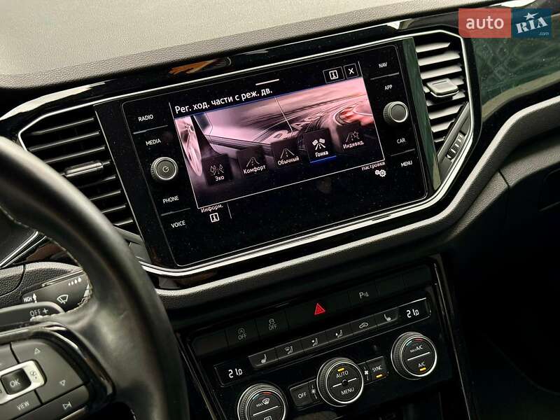 Позашляховик / Кросовер Volkswagen T-Roc 2020 в Ужгороді