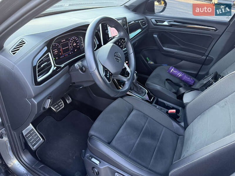 Внедорожник / Кроссовер Volkswagen T-Roc 2022 в Александрие