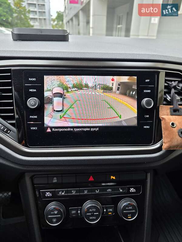 Внедорожник / Кроссовер Volkswagen T-Roc 2019 в Киеве