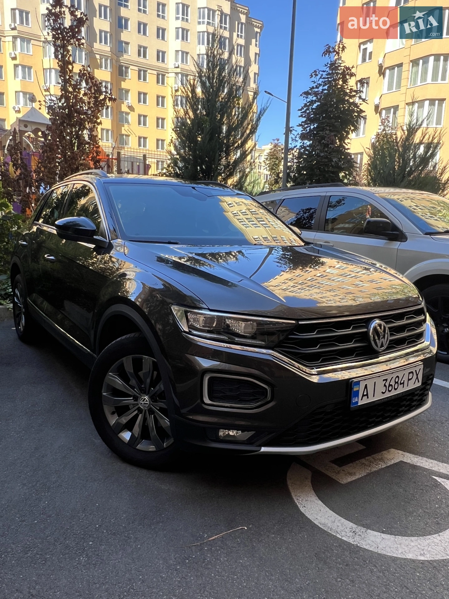 2019 Volkswagen T-Roc - мініатюра 2