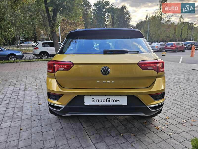 Внедорожник / Кроссовер Volkswagen T-Roc 2020 в Киеве