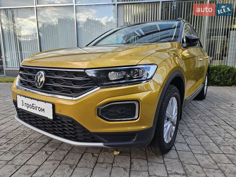 Внедорожник / Кроссовер Volkswagen T-Roc 2020 в Киеве